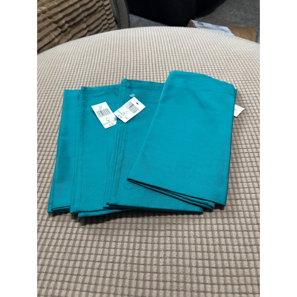 Set of 4 Turquoise Teal Cloth Napkins Damask Border Dinner Linens 19x19 New